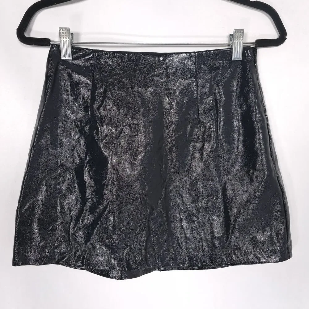 ABERCROMBIE & FITCH Mini Skirt SMALL Vegan Leather‎ Black Pleated Womens